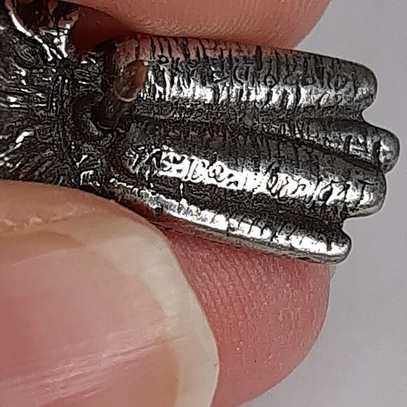 1989 Pewter Carrots Lapel Tack Pin Maiden Vermont DP Ltd small Easter signed - Picture 5 of 7